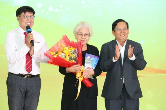 Ra mắt sách điện tử “Mai Vàng nhân ái - Mai Vàng tri ân”