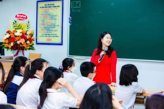 Người viết nên thanh xuân bằng hành trình yêu thương