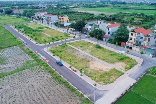 Nghiên cứu giao UBND cấp xã phê duyệt các quy hoạch phân khu