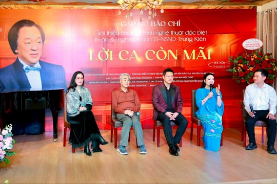 “Lời ca còn mãi” tri ân NSND Trung Kiên - người đặt “nền móng” đào tạo thanh nhạc