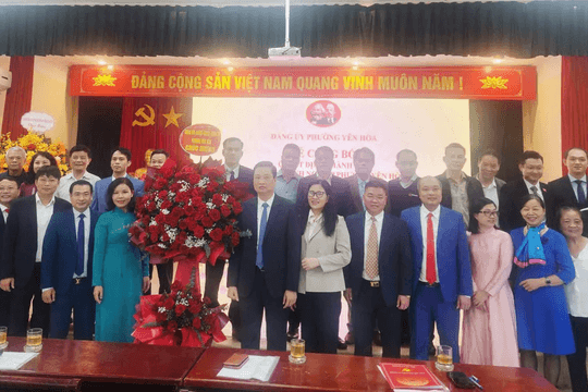Thành lập Đảng bộ Doanh nghiệp phường Yên Hoà