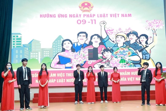 Xã Ứng Thiên tổ chức phiên tòa giả định tuyên truyền pháp luật cho học sinh