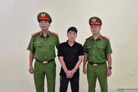 Bắt tạm giam đối tượng quản trị tài khoản TikTok “Dù Bầu Trời”