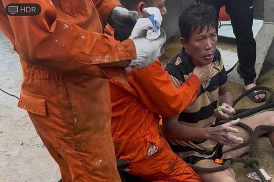 Đã tìm được 1 trong 3 ngư dân trôi dạt trên biển Lý Sơn