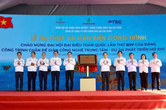 Petrovietnam gắn biển công trình chào mừng Đại hội Đảng toàn quốc