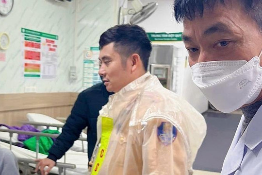 CSGT Hà Nội mở đường đưa bệnh nhân đột quỵ đến bệnh viện cấp cứu kịp thời
