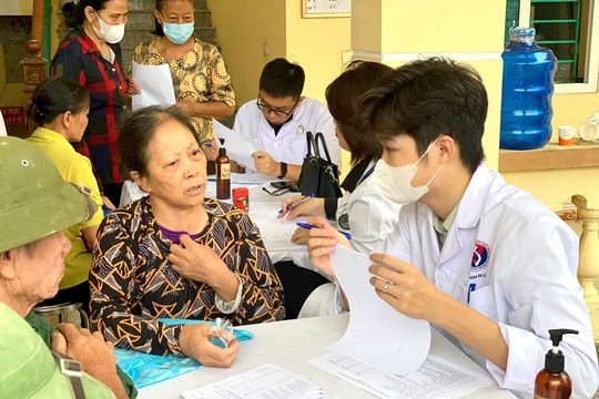 Hơn 1.000 người dân được sàng lọc bệnh thận mạn và bệnh tim mạch