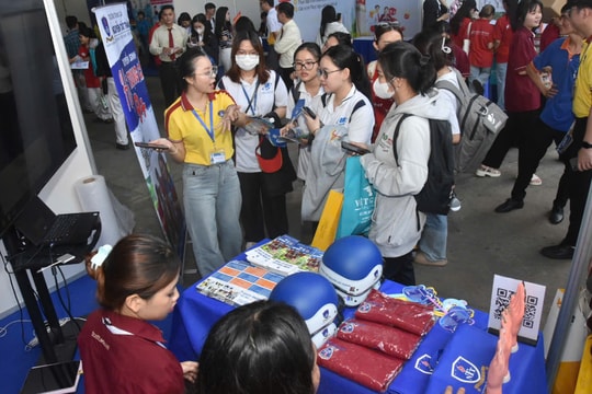 TP Hồ Chí Minh: Hơn 10.000 lượt người tham dự kết nối nguồn nhân lực với nhà tuyển dụng