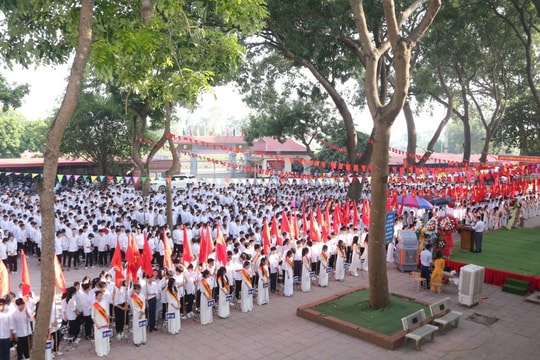 Trường THPT Đồng Quan - tự hào 50 năm gieo hạt giống tri thức