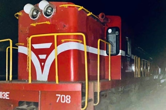 Dự kiến rạng sáng 11-11 sẽ thông tuyến đường sắt Bắc - Nam