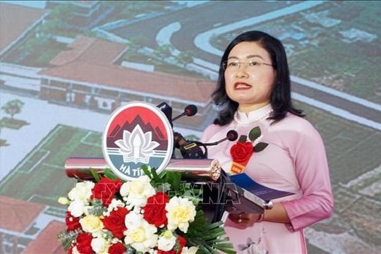 Phê chuẩn kết quả bầu, miễn nhiệm chức vụ Phó Chủ tịch UBND tỉnh Hà Tĩnh