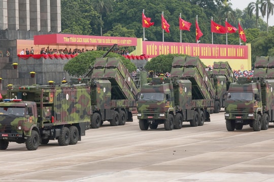 Tin tức đặc biệt trên báo in Hànộimới ngày 11-11-2025