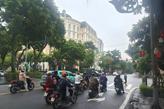 Bỏ bộ đếm lùi đèn tín hiệu giao thông: kỳ vọng thay đổi nhận thức người dân