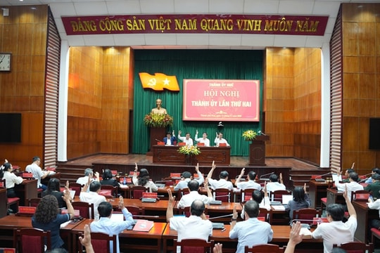 Huế: Kết nạp 725 đảng viên trong 10 tháng của năm 2025