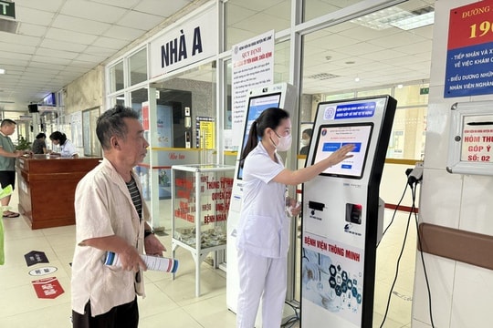 BHXH Thành phố Hà Nội Phát huy hiệu quả và tiện ích chuyển đổi số