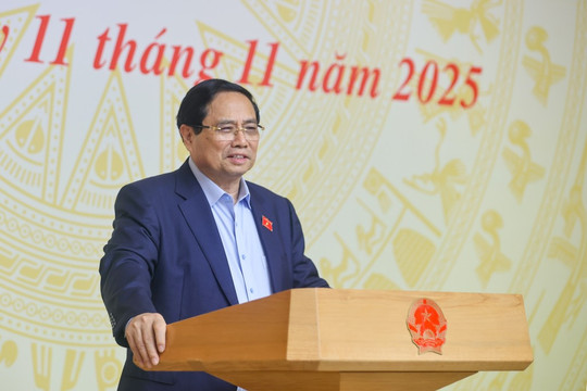 Thủ tướng Phạm Minh Chính: Không để người dân phải "lòng vòng", mất thêm chi phí khi tiếp cận nhà ở xã hội