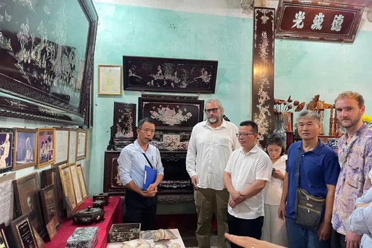 Hiện thực hóa giấc mơ đưa sản phẩm Khảm trai - Sơn mài Chuyên Mỹ hội nhập quốc tế