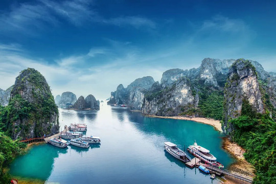 Quảng Ninh đón hơn 3.100 khách du lịch tàu biển