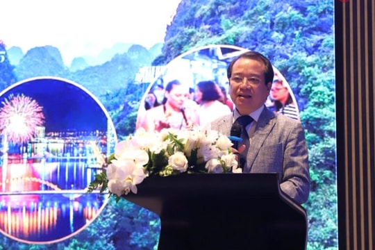 Khơi dậy tiềm năng du lịch đêm vùng di sản Quảng Ninh