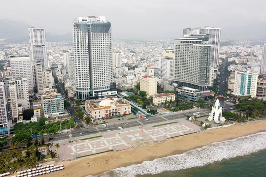 Cận cảnh lô đất vàng mặt tiền biển Trần Phú - Nha Trang chuẩn bị đấu giá