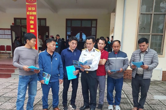 900 ngư dân Nghệ An tập huấn chống khai thác hải sản bất hợp pháp