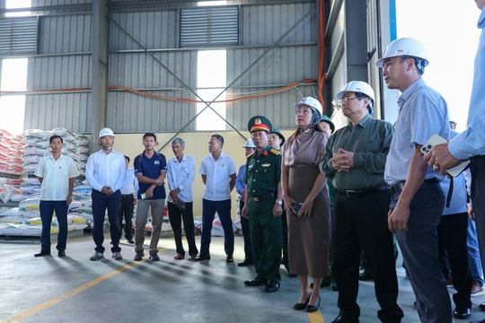 Thủ tướng thăm hỏi, động viên người dân, doanh nghiệp thiệt hại nặng nề do bão lũ tại Gia Lai