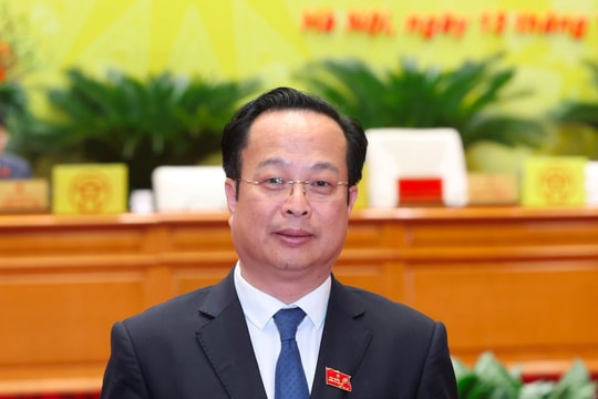 Đồng chí Trần Thế Cương giữ chức vụ Phó Chủ tịch HĐND  TP Hà Nội