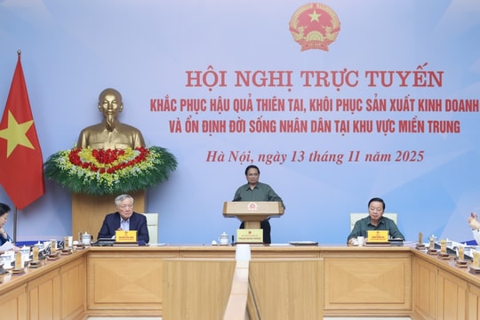 Thủ tướng Phạm Minh Chính: Khẩn trương xây dựng lại 1.900 nhà sập đổ, 67.000 nhà tốc mái cho đồng bào miền Trung