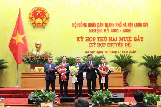 Chặng đường cống hiến vì sự nghiệp xây dựng, phát triển Thủ đô
