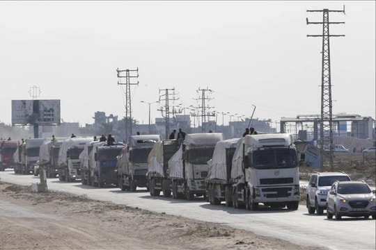 Viện trợ nhân đạo Gaza được tăng cường bất chấp những hạn chế