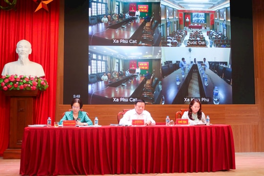 Cử tri kiến nghị giải quyết ô nhiễm môi trường, nâng cấp đê ngăn lũ