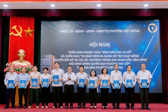 Phường Việt Hưng: Tạo đột phá từ chuyển đổi số, vì hạnh phúc của nhân dân