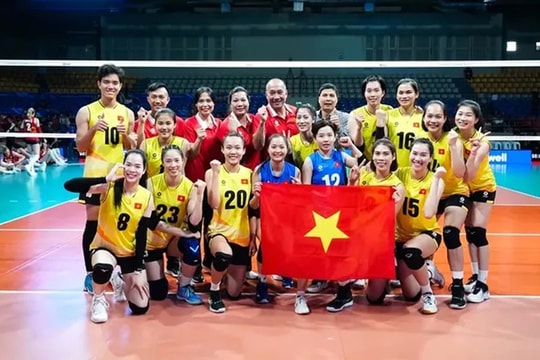 Chờ đợi một tập thể mạnh mẽ