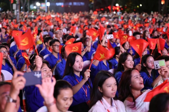 Góp ý Văn kiện Đại hội XIV của Đảng Xây dựng thế hệ thanh niên giàu bản lĩnh, trí tuệ