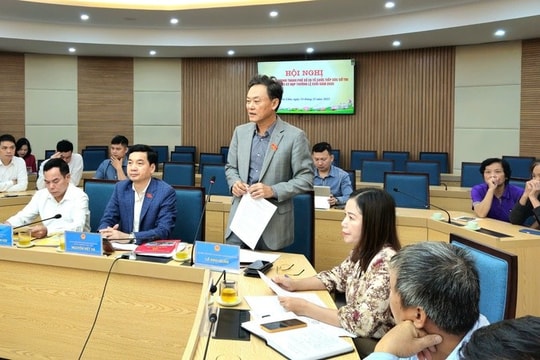 Cử tri gửi nhiều ý kiến thiết thực tới tổ đại biểu Hội đồng nhân dân Thành phố số 20