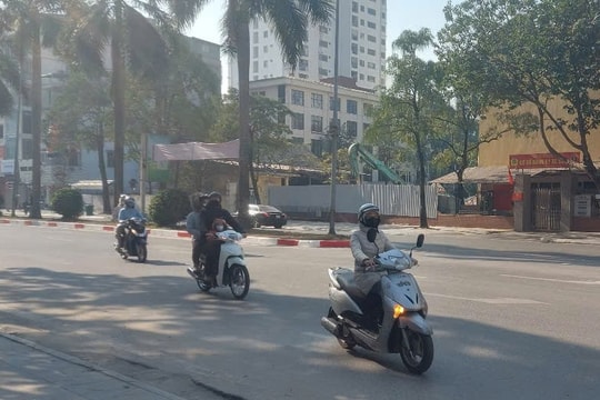 Hà Nội nắng hanh trước khi bước vào đợt mưa rét