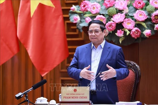 Thủ tướng: Khẩn trương trình Bộ Chính trị đề án đầu tư trục đại lộ cảnh quan sông Hồng