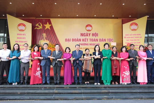 Cùng bàn bạc, tham gia có hiệu quả mọi nhiệm vụ phát triển phường Ngọc Hà