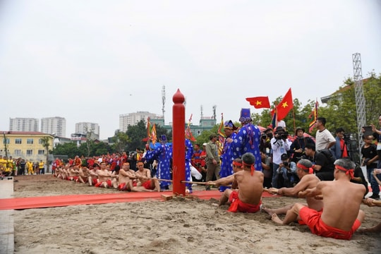Chương trình giao lưu trình diễn Nghi lễ, trò chơi kéo co Viết tiếp câu chuyện kết nối văn hóa, gìn giữ di sản