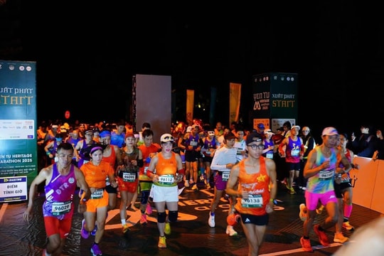 Hơn 3.000 VĐV tham dự giải chạy “Yên Tử Heritage Marathon 2025 - Chạm vùng di sản”