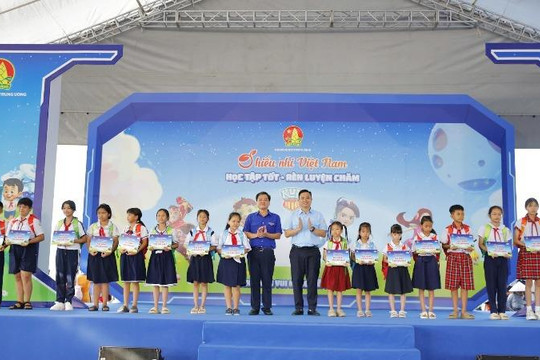Hơn 2.000 thiếu nhi tham gia ngày hội “Thiếu nhi Việt Nam - Học tập tốt, rèn luyện chăm“