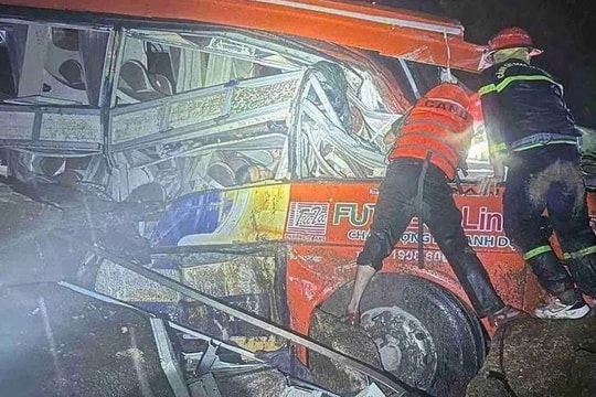 Sạt lở trên Quốc lộ 27C, 6 người tử vong, 16 người bị thương