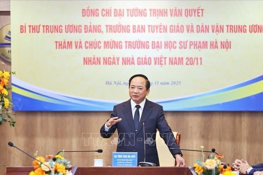 Trưởng ban Tuyên giáo và Dân vận Trung ương thăm, chúc mừng các đơn vị, cá nhân nhân Ngày Nhà giáo Việt Nam