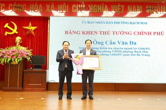 Phường Bạch Mai tuyên dương các nhà giáo tiêu biểu