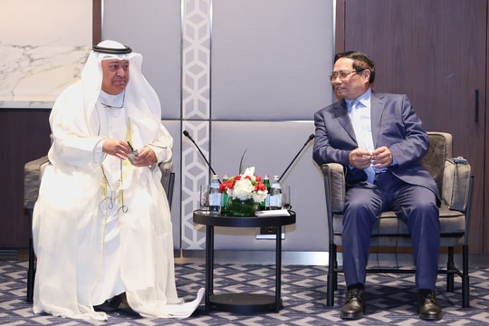 Thủ tướng Phạm Minh Chính tiếp Bộ trưởng Dầu mỏ Kuwait