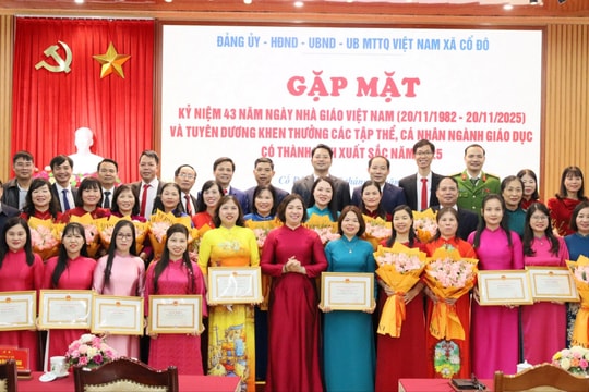 Xã Cổ Đô tri ân, tôn vinh nhà giáo tiêu biểu