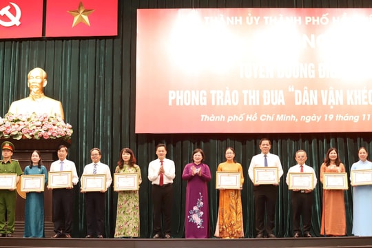 TP Hồ Chí Minh tuyên dương 221 điển hình “Dân vận khéo” năm 2025