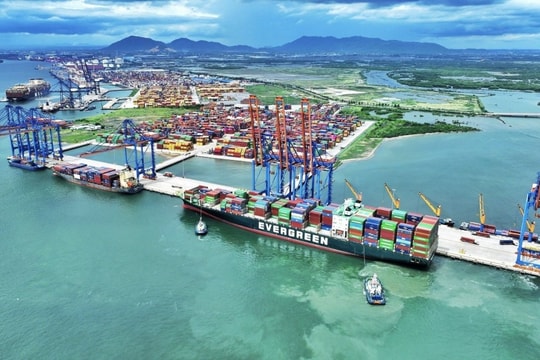 Tập trung ưu tiên giữ vững ổn định kinh tế vĩ mô, thúc đẩy xuất khẩu
