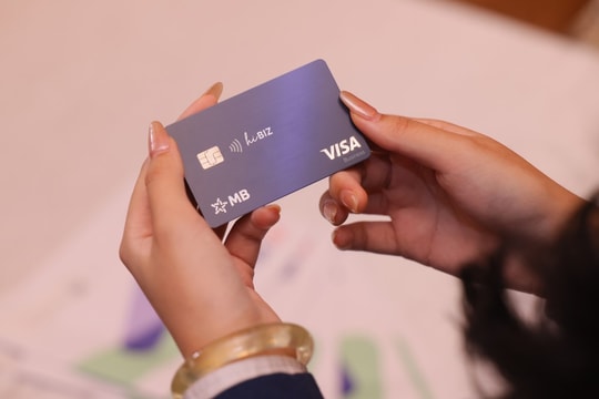 MB ra mắt thẻ doanh nghiệp đa năng MB Visa Hi BIZ mới Mở tính năng giao thương quốc tế, tăng ưu đãi cho doanh nghiệp