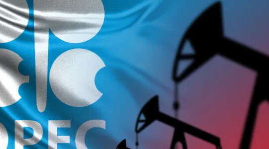 OPEC+ đứng giữa ngã ba đường: giữ thị phần hay ổn định giá?